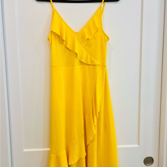 Yellow Ruffle Wrap Midi Dress – Spaghetti Straps – Size M - Picture 2 of 4